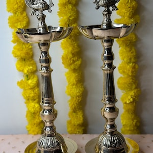 Pure Brass Diya, Oil Lamp for Home Temple Festival Gifts Puja Articles Home Decor Durga Pooja Diwali Puja Indian Brass Decor (Set of 2) B5