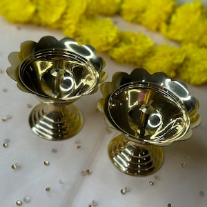 Pure Brass Diya, Oil Lamp for Home Temple Festival Gifts Puja Articles Home Decor Durga Pooja Diwali Puja Indian Brass Decor ( Set of 2) B7
