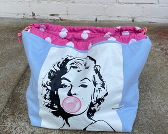 Sweater size project bag made from recycled Marilyn tshirt