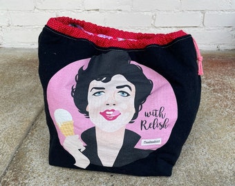 Sweater size project bag made from recycled Rizzo tshirt