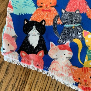 Biologisch katoenen ondergoed: lage, middelhoge of hoge taille | Zachte, comfortabele, handgemaakte damesslipjes | Milieuvriendelijke en natuurlijke kattenprint