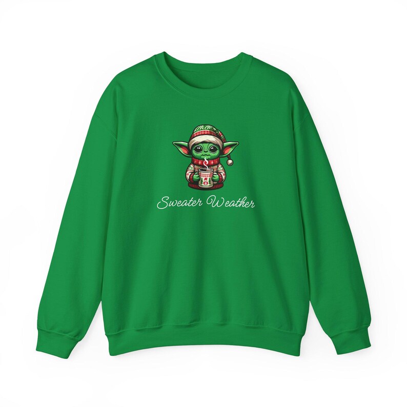 Suéter navideño con diseño de Baby Yoda y el clima: regalo navideño, fanático de Star Wars, amante de los mandalorianos, suéter acogedor, ropa festiva imagen 5