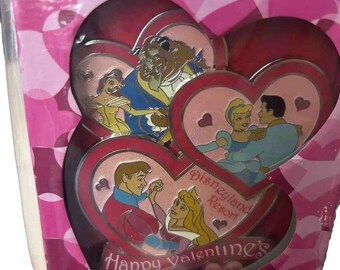 Disney Valentines Day 2007 Princesses Dancing Jumbo Pin Disneyland Resort LE