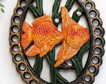 Vintage Cast Iron Trivet Angel Fish Work Top Saver Kitchenware Serving Mat Country