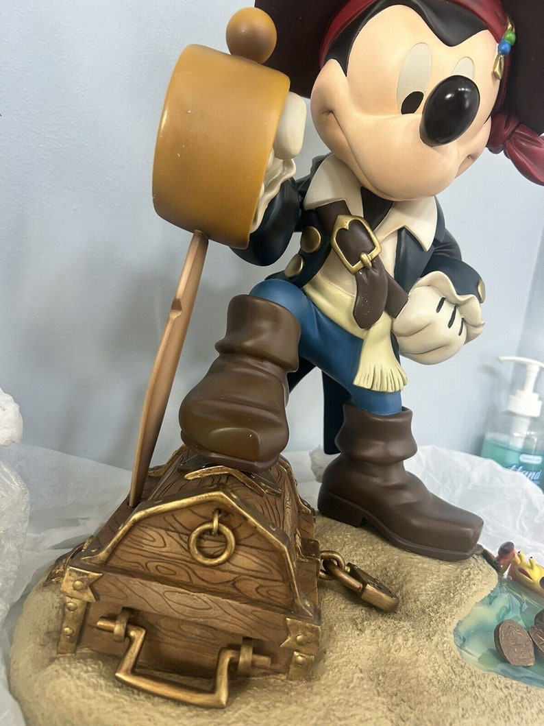 ZELDZAAM Disney Mickey Mouse Pirates of Caribbean groot beeldje afbeelding 4