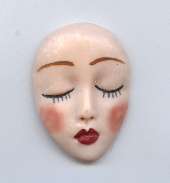 Resin Cab - Round Medium, Headdress Resin Cab - Round Medium, Headdress