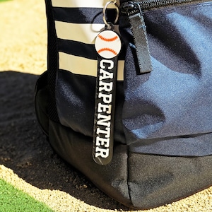 Baseball Name Tag - personalisierte Taschenanhänger / Schlüsselbund - Geschenk für Baseballspieler - Sport Schlüsselanhänger - Team Geschenk - Baseball Gunst