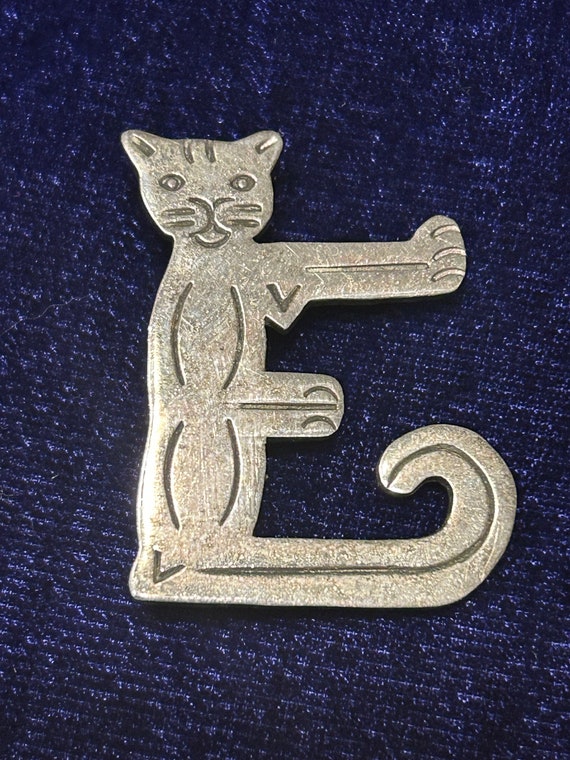 charming cat pin vintage - Gem