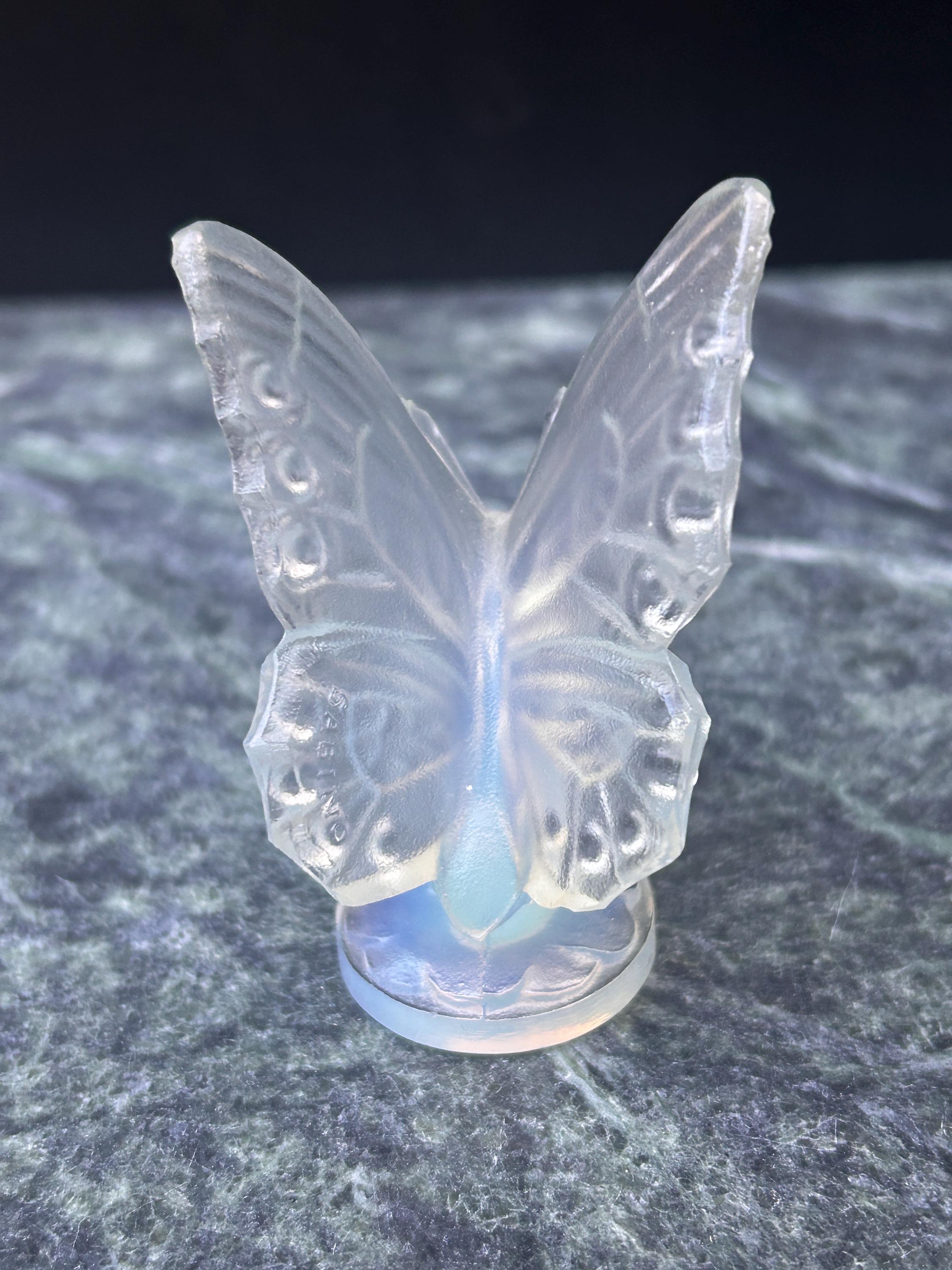 SABINO サビノ オパルセント 蝶々 フィギュリン - ラリック 風 Vintage Sabino Art Glass Butterfly: Italian Opalescent Figurine, 2