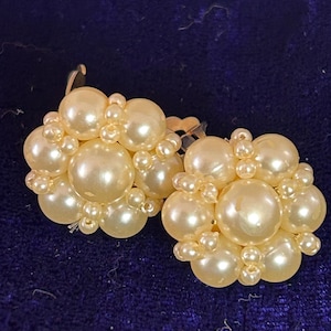 1960-70’s Faux Pearl Clip on Earrings 1” Diam