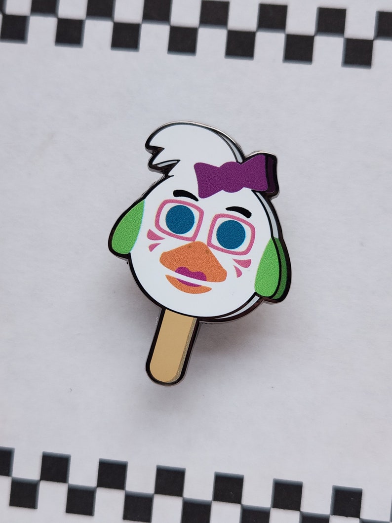 Glam Series Freddy and Pals Pawpsicle Pins Glam Chica
