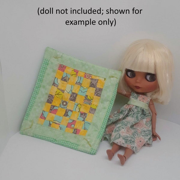 Tuft Quilted Patchwork Coverlet for Blythe Barbie 1:6 Scale Dolls