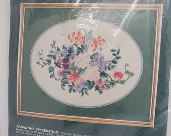 Elsa Williams Crewel Embroidery Floral Design Kit