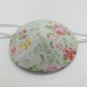 Blumige Augenklappe aus Baumwolle in Weiß