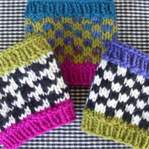 Bettys Knit Cup Cozies, Houndstooth and  Checkerboard