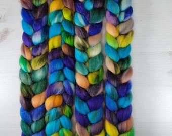 Aquarium  - Superwash Cheviot Wool Spinning Fiber - Hand dyed top