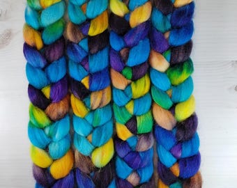Palm Reader  - Superwash Cheviot Wool Spinning Fiber - Hand dyed top