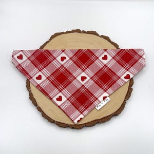 Valentine Gingham Over Collar dog bandana, Gingham Dog bandana, Slip on dog bandana, Cat over the collar bandana, pet gifts, pet accessories