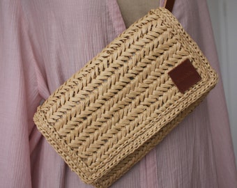 Straw Fanny pack * raffia fanny pack * straw belt bag * handmade raffia belt bag * summer raffia Fanny pack * boho Fanny pack