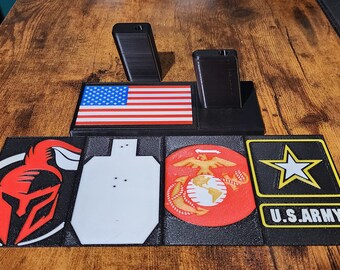 Exhibición de pistolas: SOLO PLACA FRONTAL