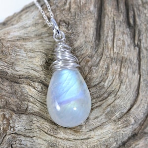 Rainbow Moonstone Necklace Dainty Teardrop Moonstone Solitaire Pendant Wire Wrapped Jewelry Blue Moonstone Sterling Silver Bridal Jewlery