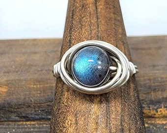 Sterling Silver Labradorite Ring Wire Wrapped Argentium Silver Blue Flash Labradorite Ring Recycled Silver 925 Nickel Free Larvikite Jewelry