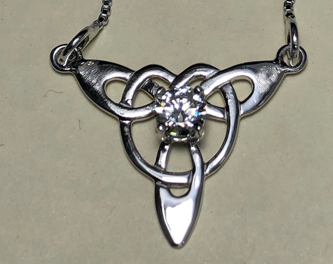 Celtic Trinity Knot Necklace with Amethyst Topaz Peridot, Irish Bohemian Celtic Hipster Necklace, Amethyst Celtic Boho Necklace