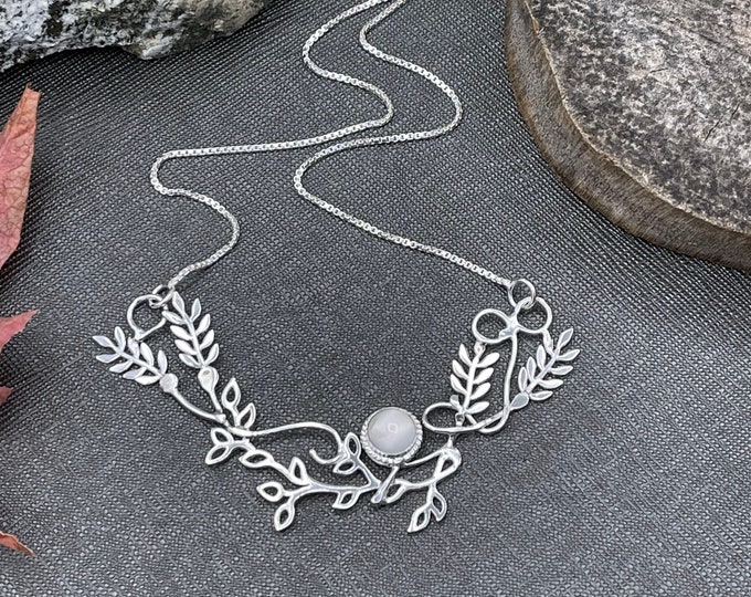 Woodland Fae Fern Leaf Necklace in Sterling Silver with 8mm Gemstone, Fern Leaf Jewelry, OOAK necklace for wedding, Woodland