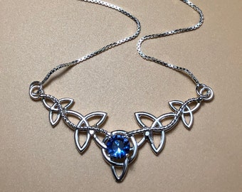 Celtic Trinity Knot Emerald Necklace: Sterling Silver Irish Jewelry, Gifts For Her, 8mm Gemstone