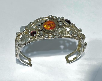 Woodland Rustic Bracelet Cuff, Leaf Cuff Bracelet with Moonstone, Garnet, Amber, Elvish Fae Fantasy Bracelet, Gifts For Her