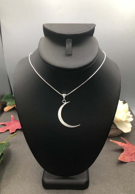 stevie nicks moon necklace｜TikTok Search
