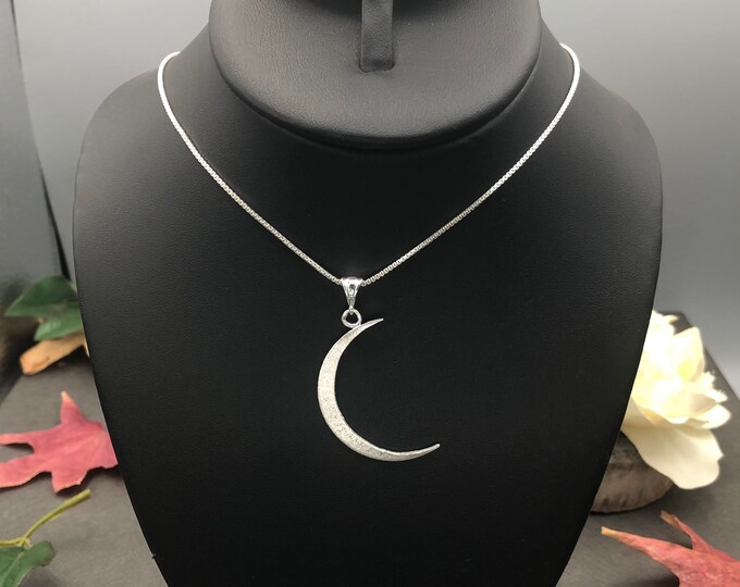 Sliver Crescent Moon Pendant in Sterling Silver, Stevie Nicks Inspired Thin Crescent Moon Pendant, Celestial Moon Necklace, Solid 20 gauge