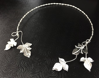 Woodland Leaf Ivy Neck Torc, Elvish Necklet, Boho Rustic Torc, Autumn Leaf Neck Torc, Sterling Silver Neck Jewelry Leaves and Gemstone