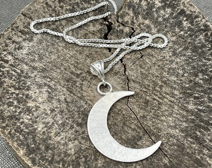 Sliver Crescent Moon Pendant in Sterling Silver, Stevie Nicks Inspired Thin Crescent Moon Pendant, Celestial Moon Necklace, Solid 20 gauge
