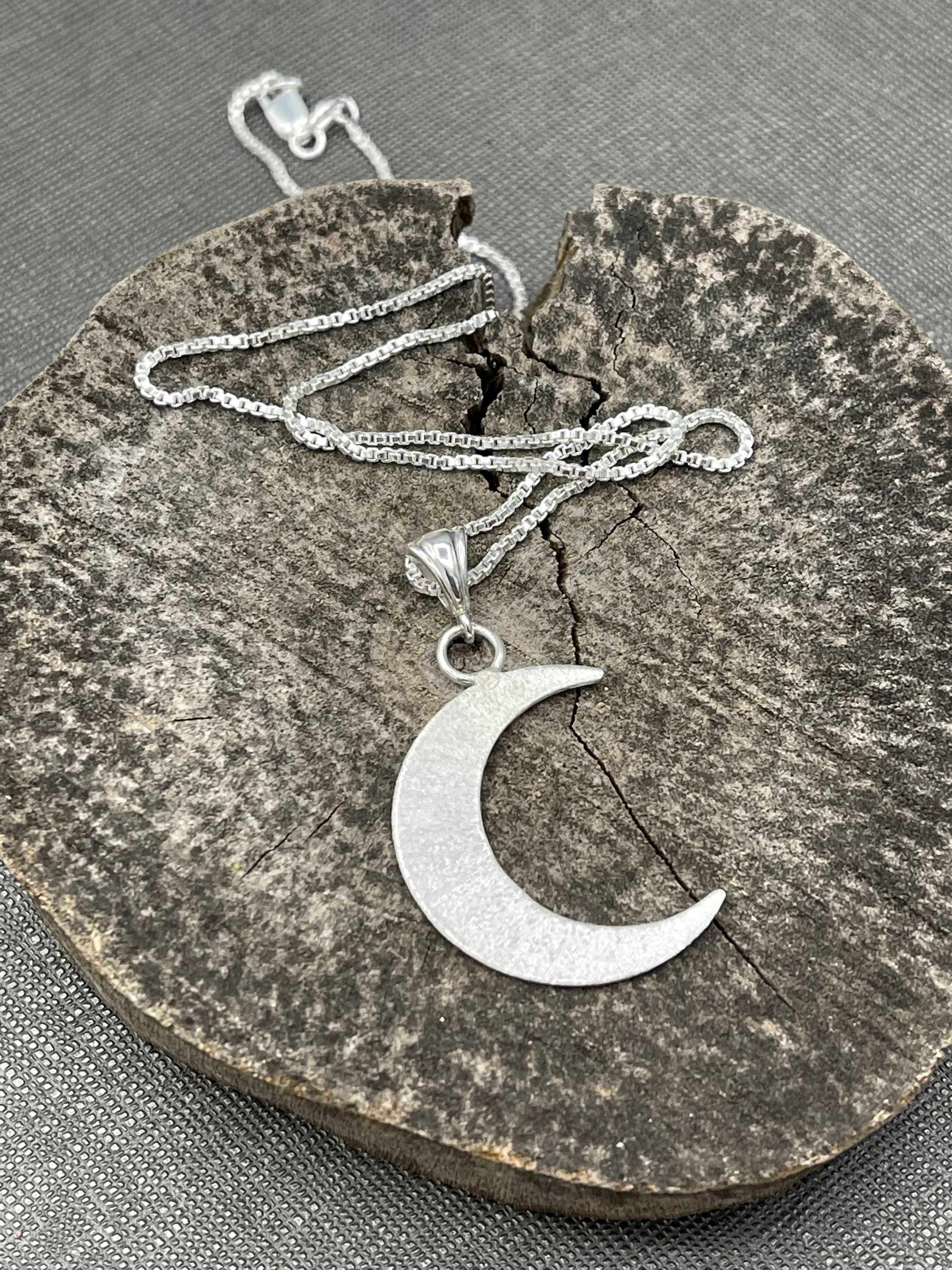 Sliver Crescent Moon Pendant in Sterling Silver, Stevie Nicks Inspired