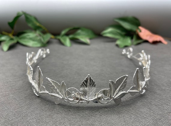 Silver Tiara Silver Tiara