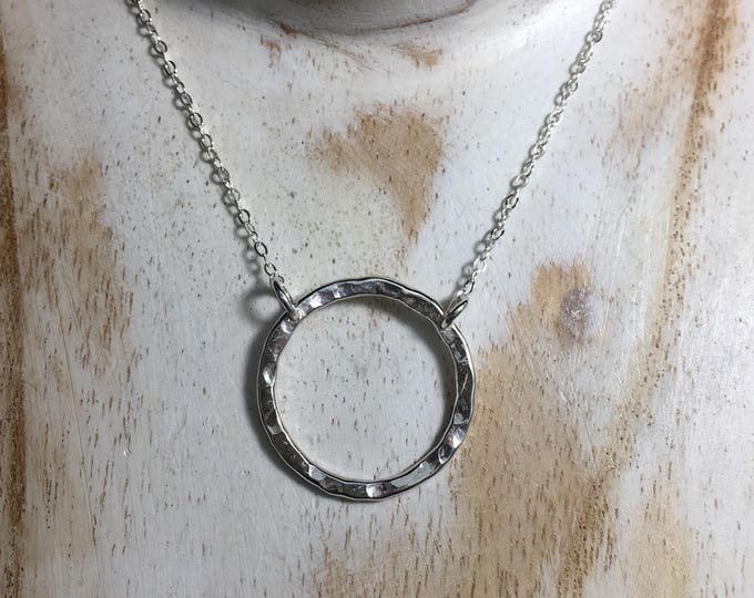 Emma Swan Inspired Necklace, Eternal Circle Necklace, Cosplay OUAT Necklace, Hammered Circle Necklace, Once Upon a Time, Minimalist Jewelry