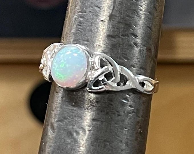 Celtic Moonstone Ring in Sterling Silver, Irish Amethyst Ring, Simple Celtic Ring with 10mm Cabochon, Gifts For Her, Birthday