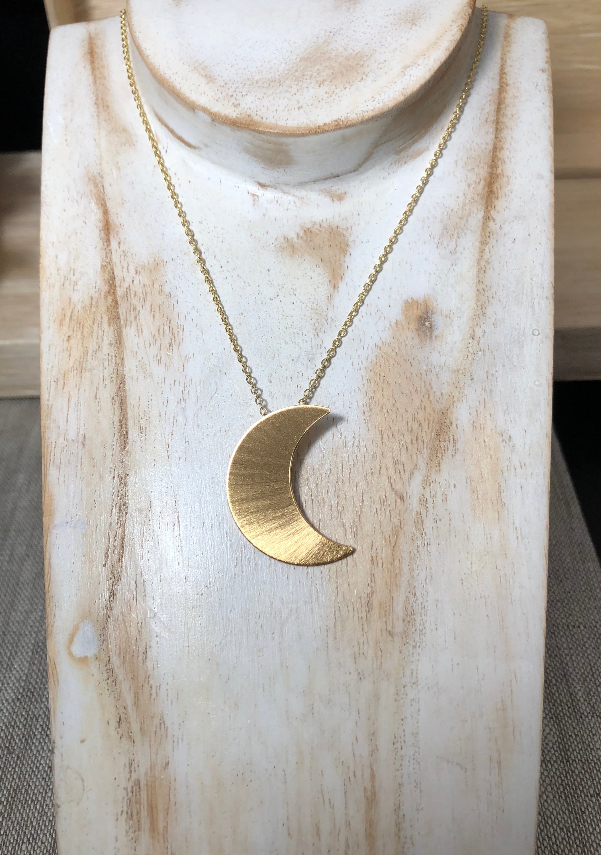 Crescent Moon Necklace Gold-plated Sterling Silver Crescent Moon Necklace Gold-plated Sterling Silver