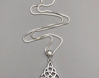Collana Nodo Celtico Argento 925 Con Quadrifoglio | Gioiello Irlandese Donna | Ciondolo Fiore Su Catena