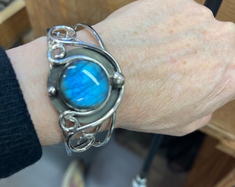 Sterling Silver Art Nouveau Artisan Bracelet Cuff with Labradorite Cabochon, Bohemian  Cuff Bracelets, Gifts For Her