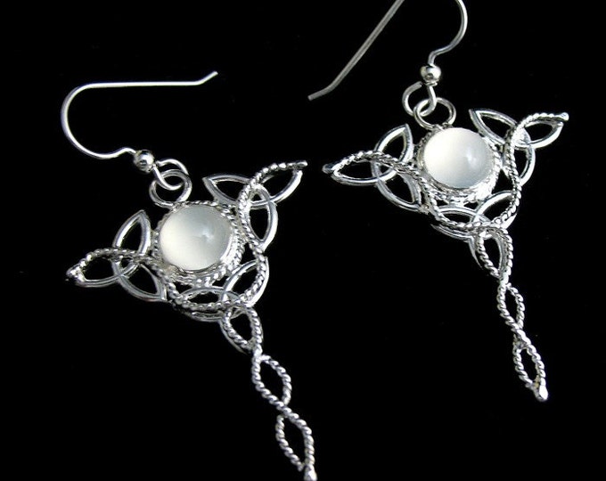 Irish Celtic Knot Earrings with Moonstones in Sterling Silver, Drop Celtic Trinity Knot Earrings, Boho Style, Earrings Irish Earrings
