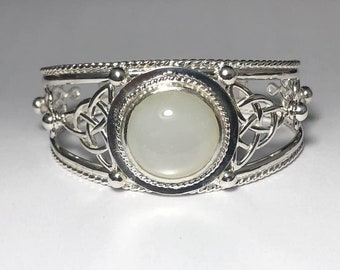 Celtic Knot Irish Bracelet Cuff with Gemstone in Sterling Silver, Handmade Cuff Jewelry, Large Bracelets for Women, Gifts for Her