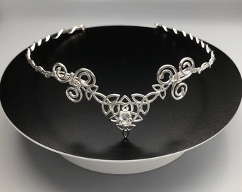 Celtic Amethyst Emerald Tiara, Irish Trinity Knot Circlet in Sterling Silver, Irish Weddings, Scottish Diadems, Bridal Accessories