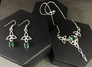 Orecchini A Nodo Celtico In Argento 925 Con Zircone – Triquetra Irlandese – Gioielli Ipoallergenici Donna – Regalo In Confezione Regalo