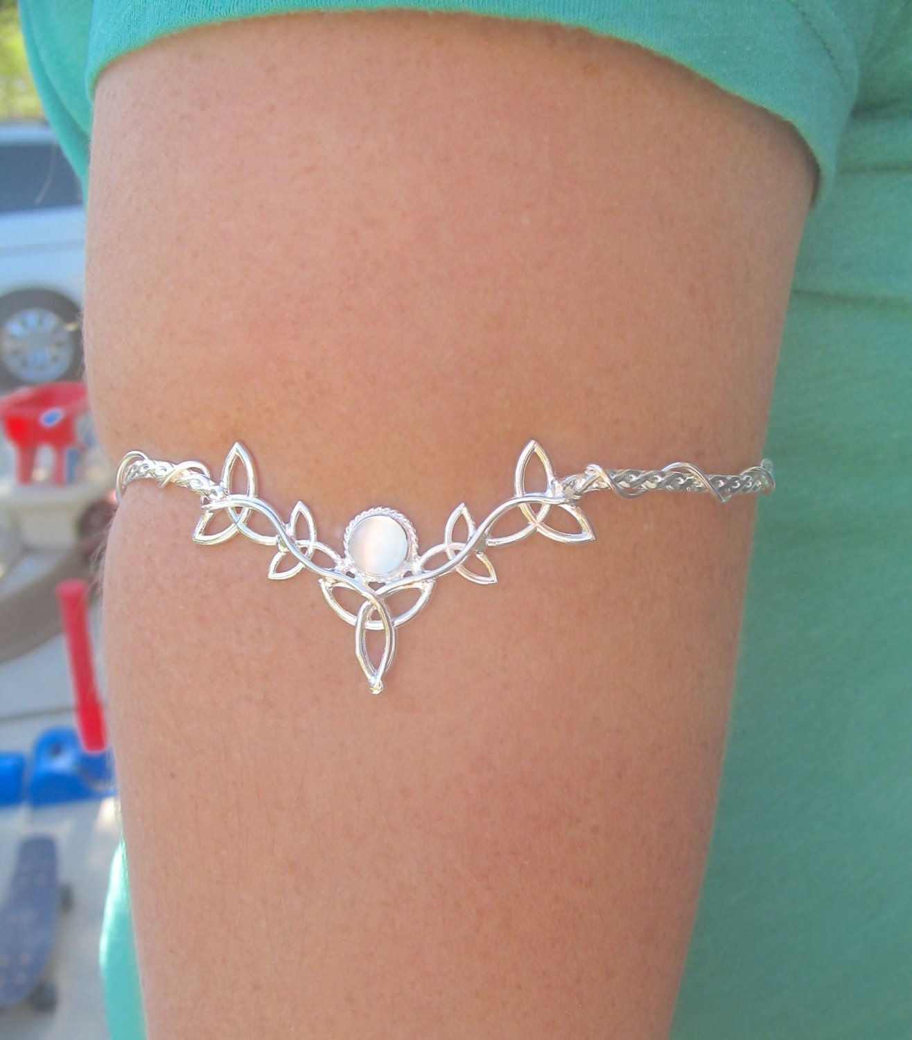 Butterfly Arm Chain Armlet | Upper Arm Bracelet | Butterfly Charm Body  Chain | Layered Arm Band – Katou Jewelry