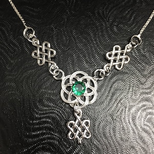 Celtic Irish Knot Emerald Necklace in Sterling Silver, Drop Necklace, Scottish  Necklaces, Irish Jewelry, Gifts for Her