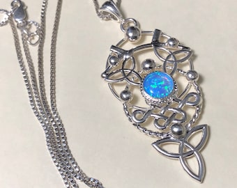 Celtic Knot Irish Trinity Knot Moonstone Necklace in Sterling Silver, Irish Jewelry Designs, Scottish Necklaces, Art Nouveau Necklaces