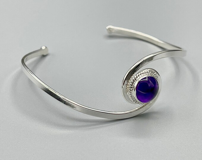 Classic Simple Swirl Bracelet Cuff With Amethyst, Moonstone, Garnet Cabochon, Simple Cuff Bangle, Gifts For Her, Classic Bracelet Cuffs