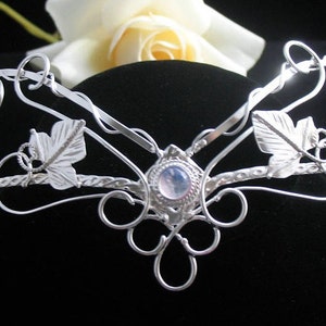 Woodland Elvish Moonstone Crown in Sterling Silver, Fantasy Wedding Headpiece, Wedding Crowns, Handmade Elvish Tiara, Boho Bride